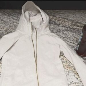 Lululemon Scuba Hoodie Size 2 Like New